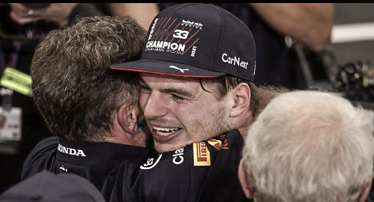 Formula 1'de Şampiyon Max Verstappen